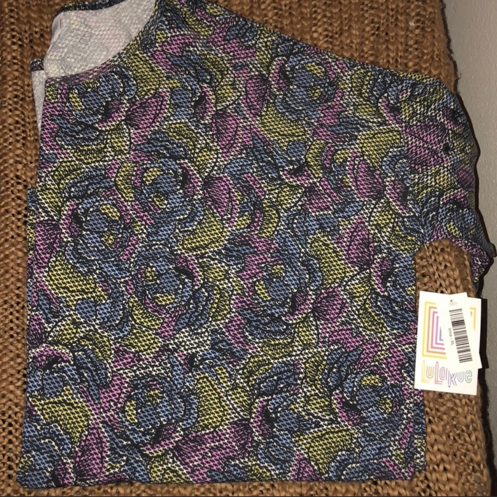 Lularoe Irma Tunic- NWT